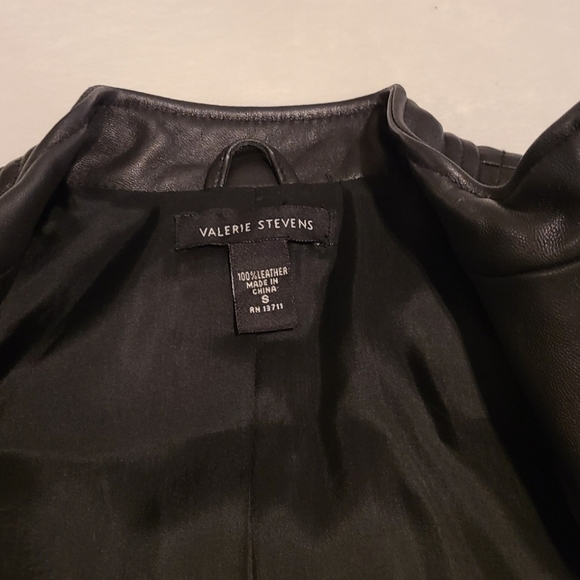 womens leather jacket - Picture 2 of 8